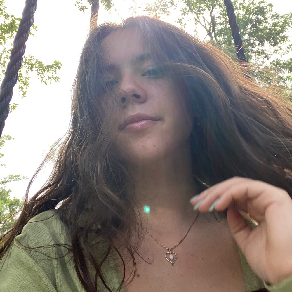 Meet your Posher, Ana